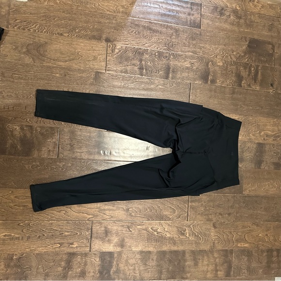 FIG Leggings - Picture 3 of 6